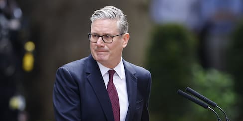 Keir Starmer renunció a su cargo como primer ministro del Reino Unido