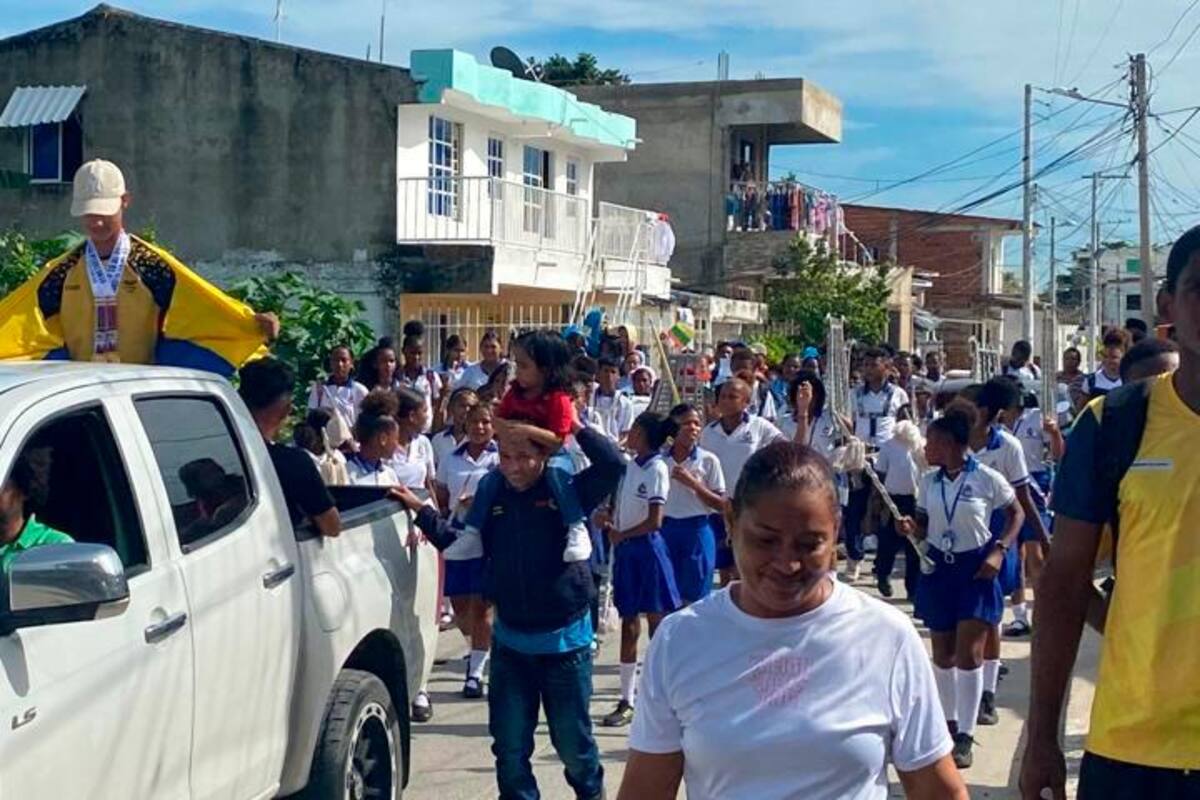 La Boquilla recibó al campeón panamericano de pesas