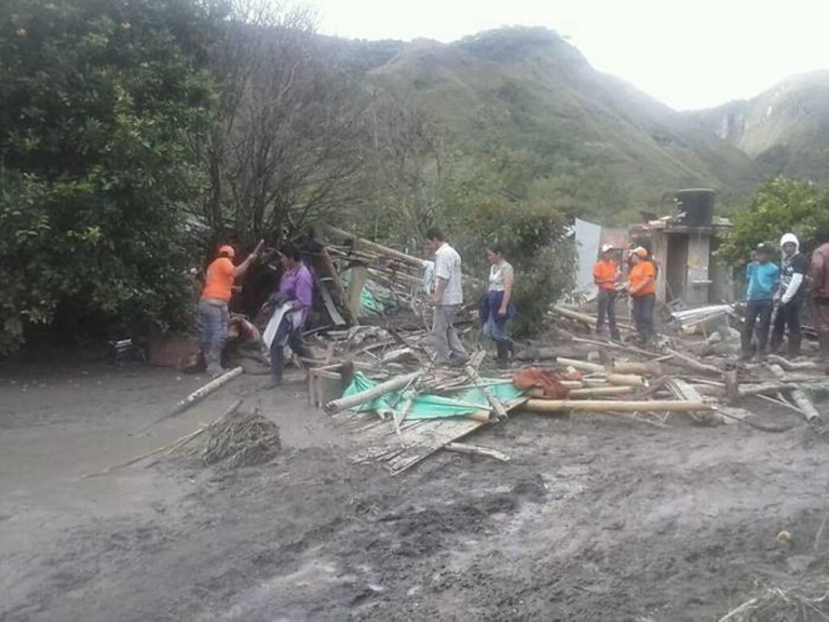 La avalancha en Isnos Huila deja un saldo de 5 muertos, 6 heridos y 13 desaparecidos. COLPRENSA