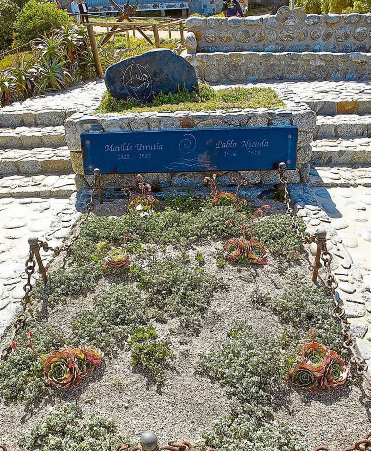 Tumba del poeta Pablo Neruda en Isla Negra. AFP