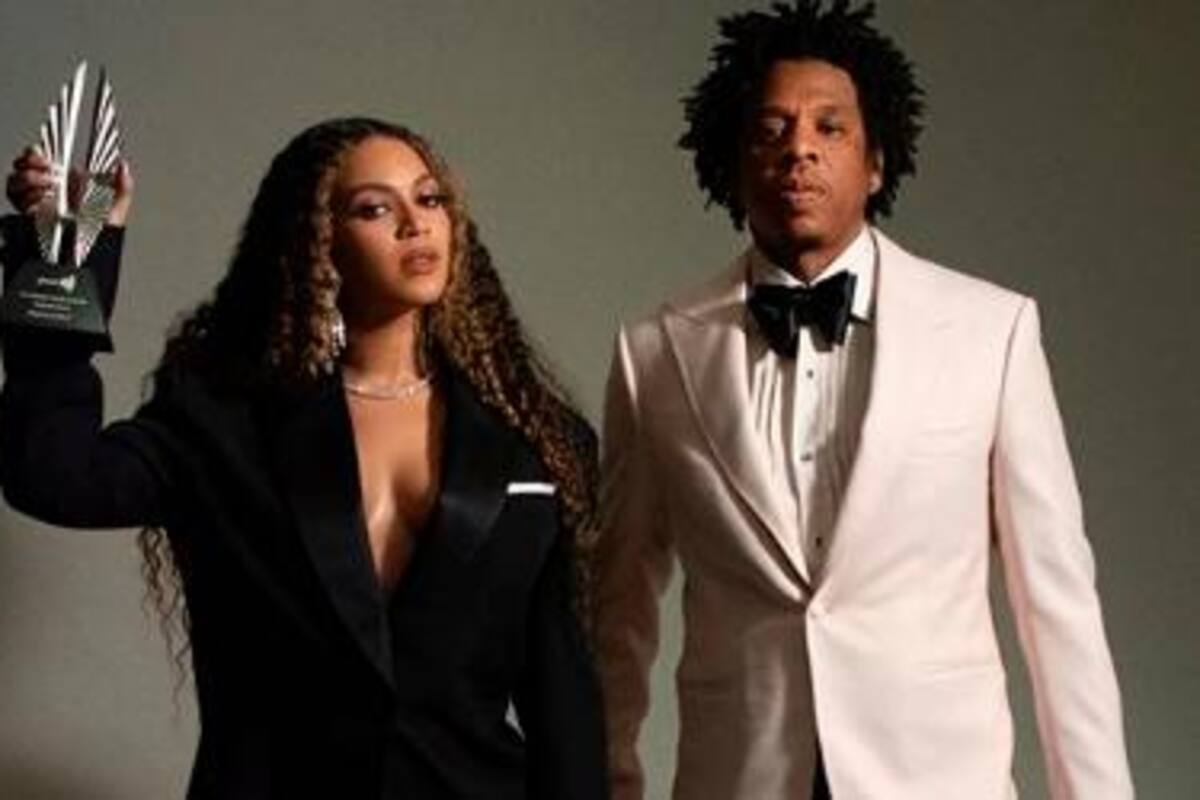 El empujón de Beyoncé a mujer por hablar con Jay-Z en partido de la NBA