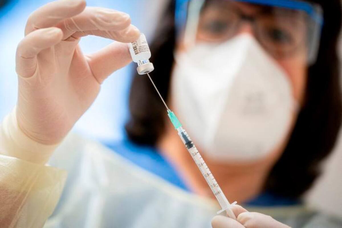 Este es el plan de vacunación mes a mes en Colombia desde febrero