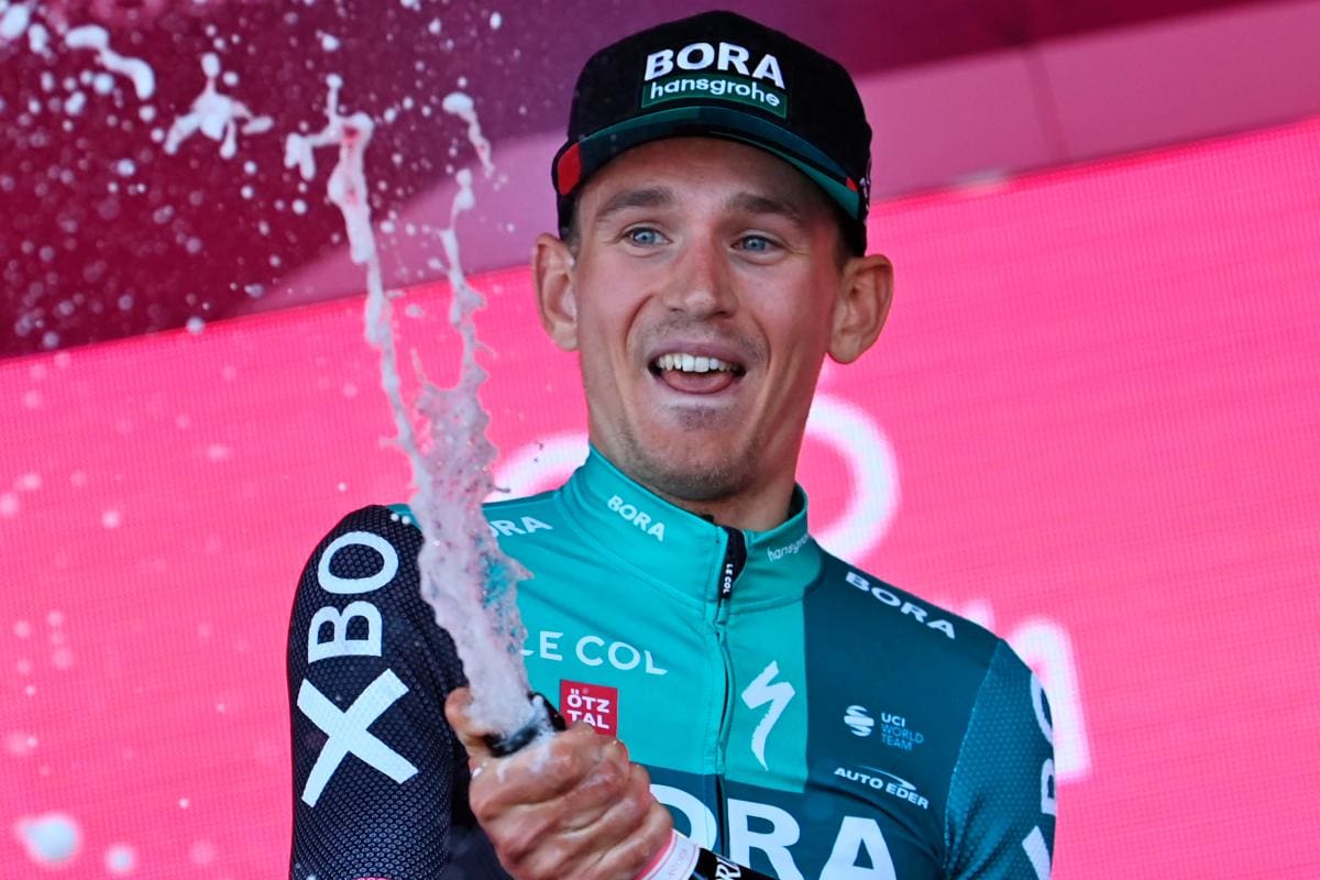 Giro de Italia: Kämna gana la etapa y Juan López se pone la maglia rosa