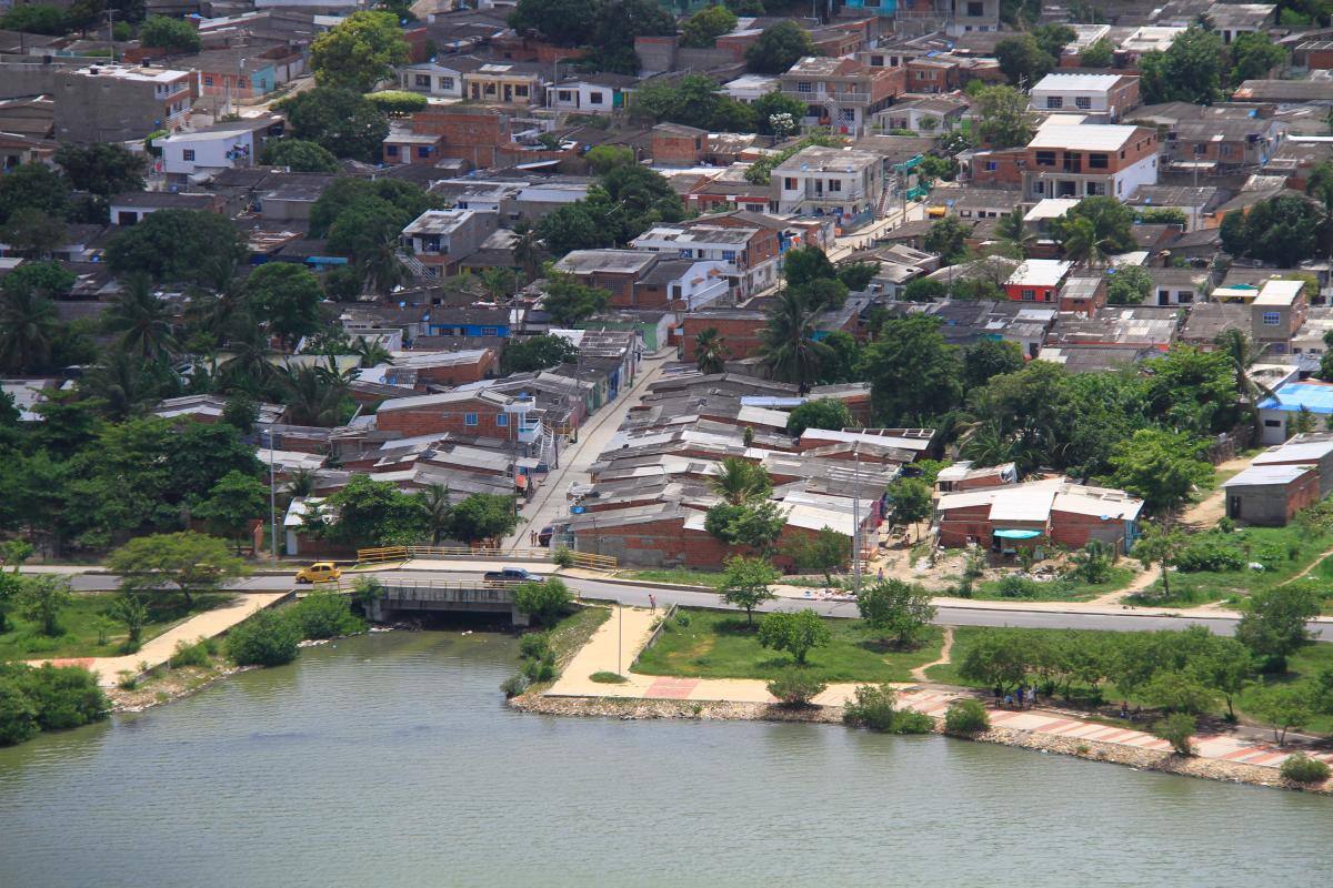 De vía Perimetral a Malecón de la Ciénaga de la Virgen