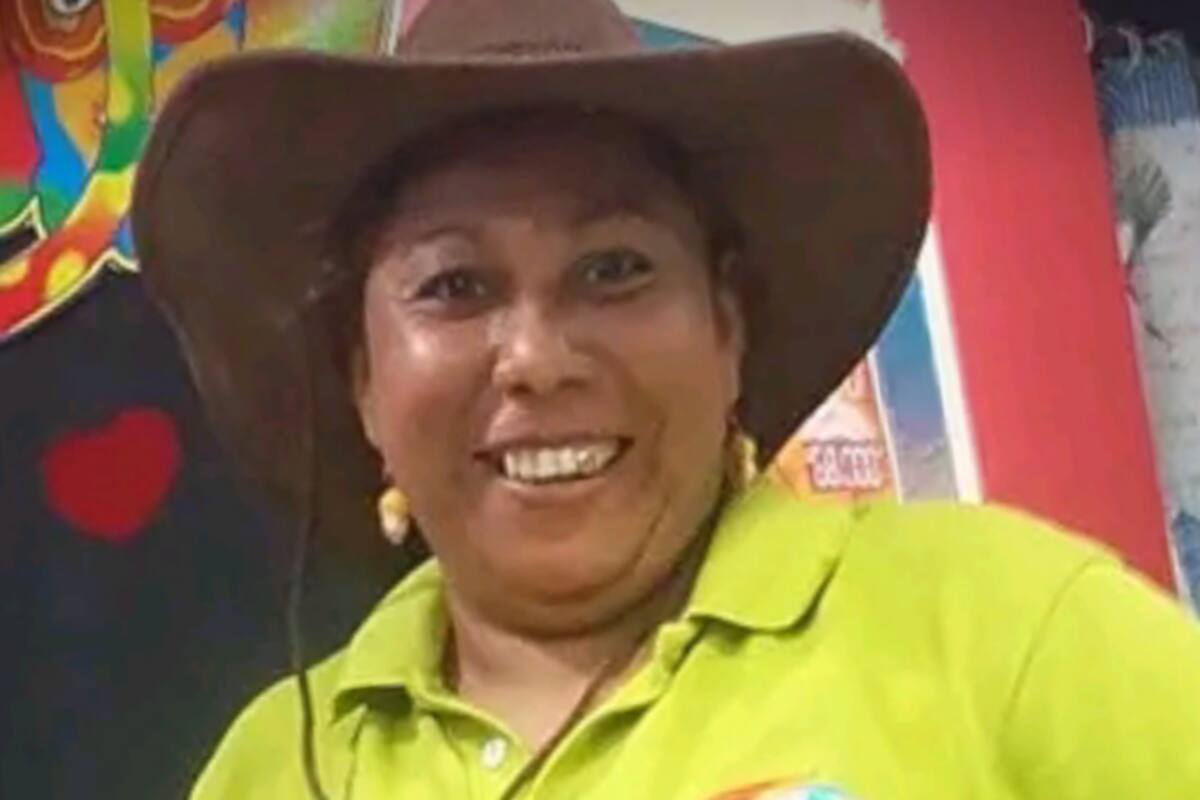 Aterrador: Encuentran cuerpo de mujer enterrado en el patio de su casa