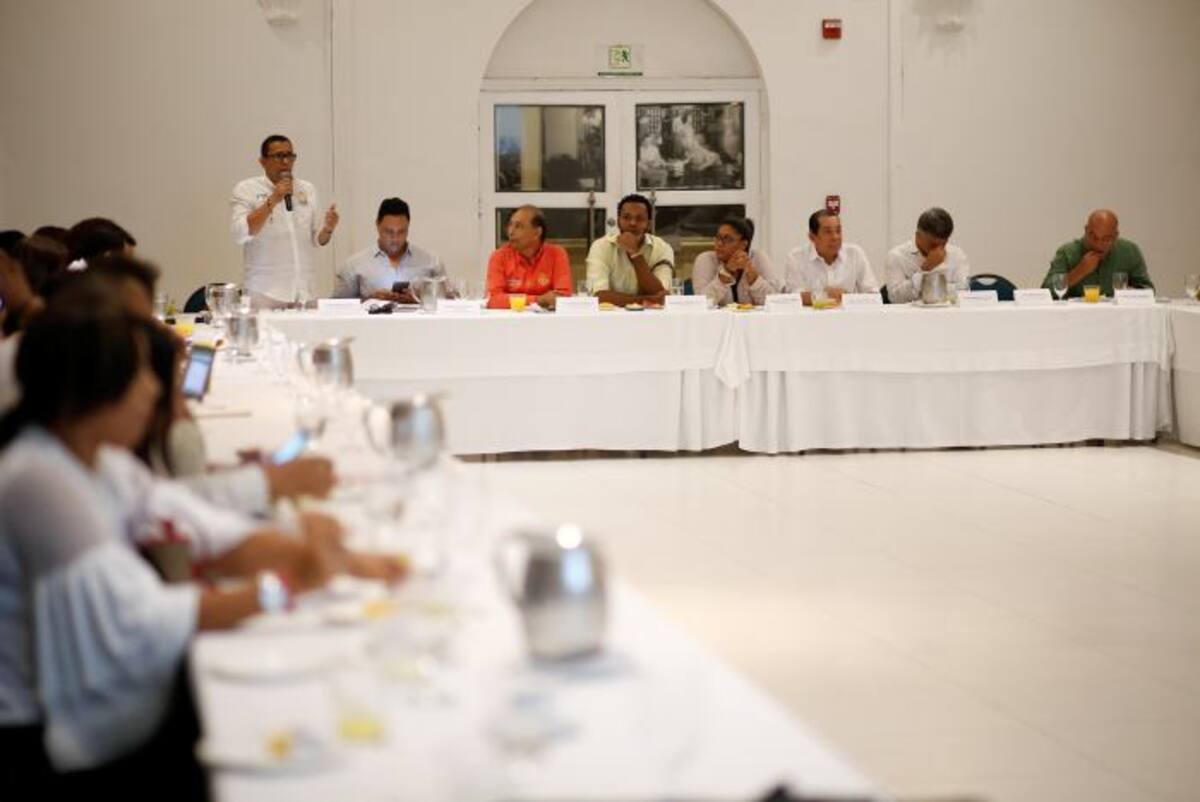 Los candidatos a la Alcaldía de Cartagena presentaron sus propuestas de empleo en el conversatorio sobre el mercado laboral de Cartagena, los retos frente a la inclusión productiva de la población cartagenera, y la lucha contra el desempleo Julio Castaño
