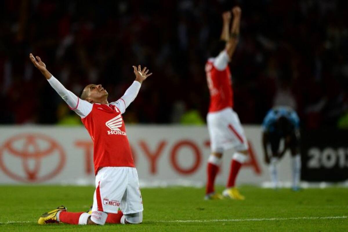 Independiente Santa Fe venció 1-0 a Gremio y avanzó a los cuartos de final de la Copa Libertadores 2013. AFP EITAN ABRAMOVICH