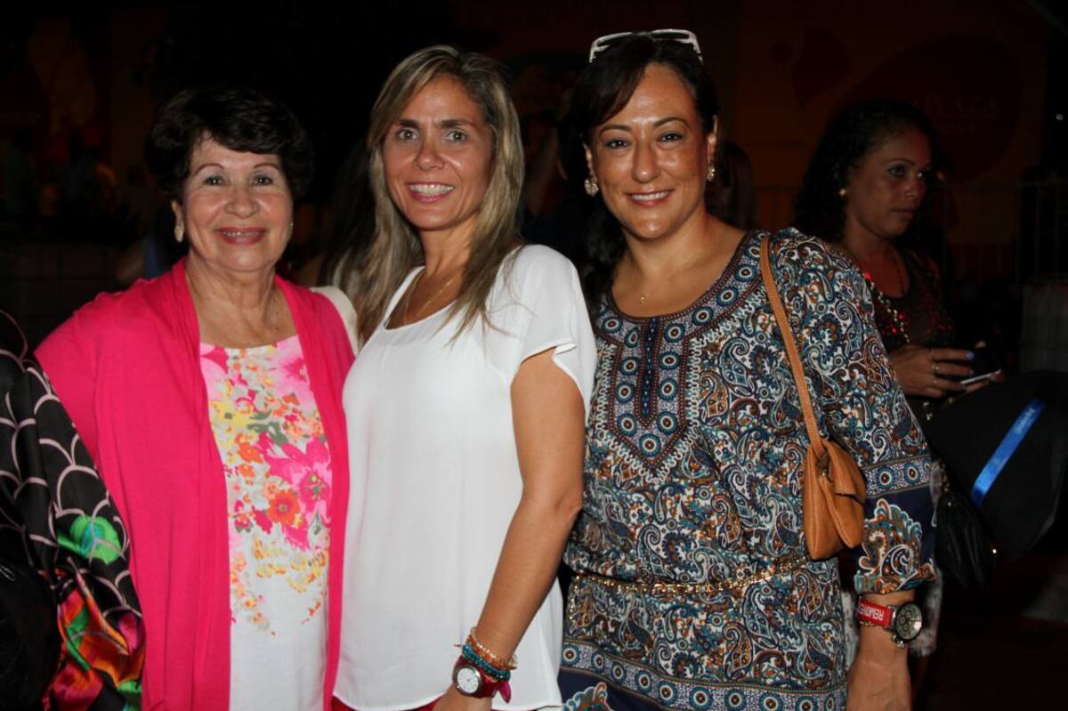 Cecilia Pinzón, Ana María Piñeres y Consuelo Acevedo.