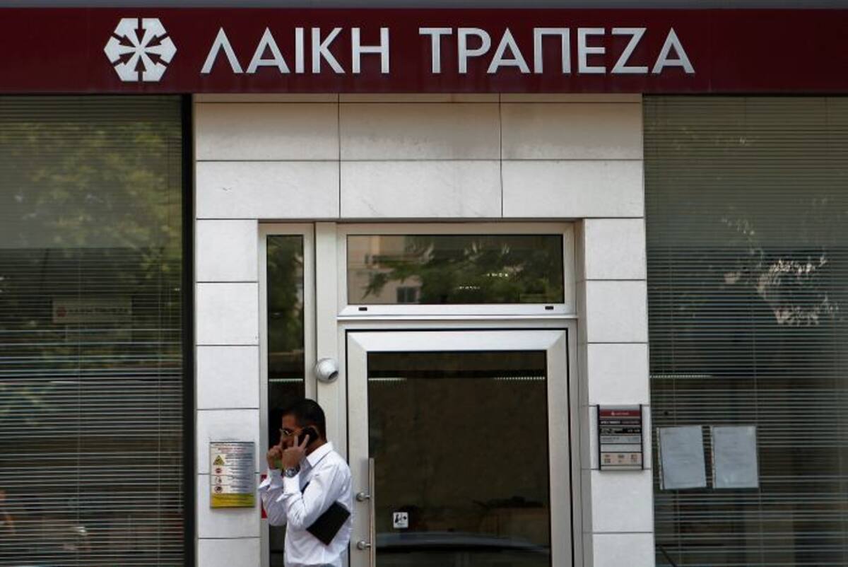 Desprovista de su sector financiero, su antiguo pulmón económico, Chipre debería sufrir durante una recesión del 8,7% en 2013 y del 3,9% en 2014, según un reciente informe de la troika. La deuda pública debería estar en torno al 110% del Producto Interior Bruto (PIB). AP Petros Karadjias