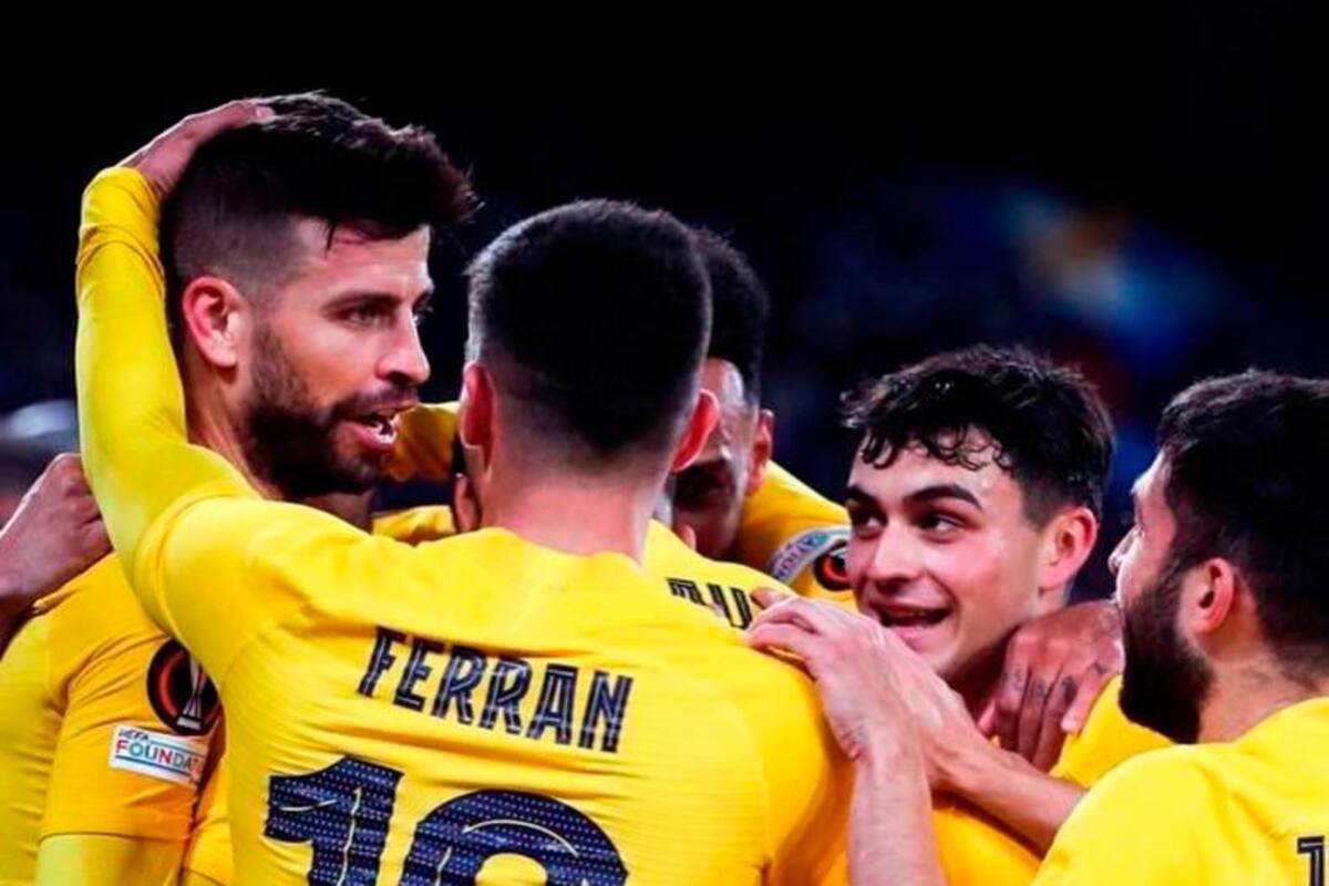 Abuchean a Piqué mientras gritan el nombre de Shakira en el clásico español
