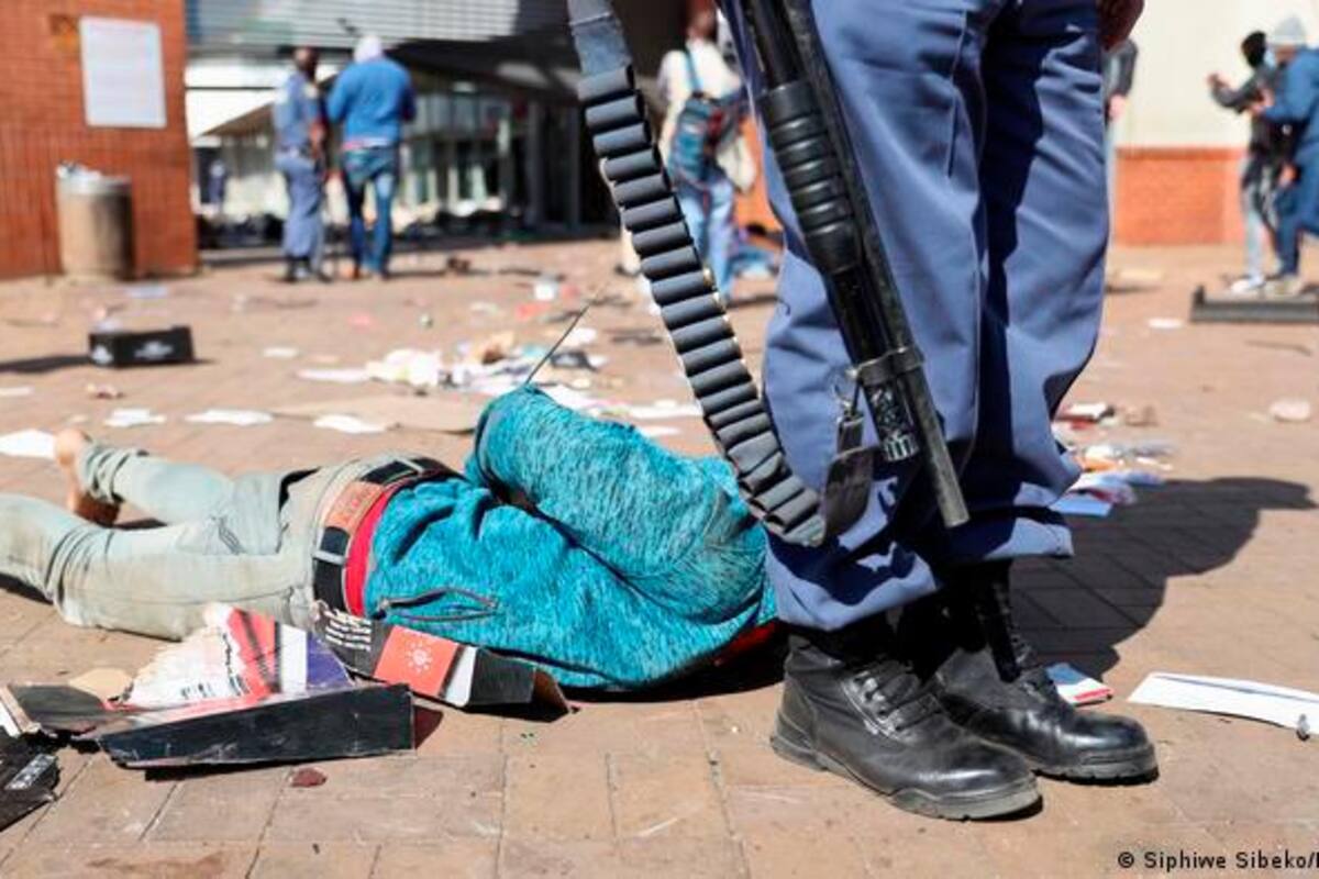 Más de 30 muertos en ola de violencia en Sudáfrica
