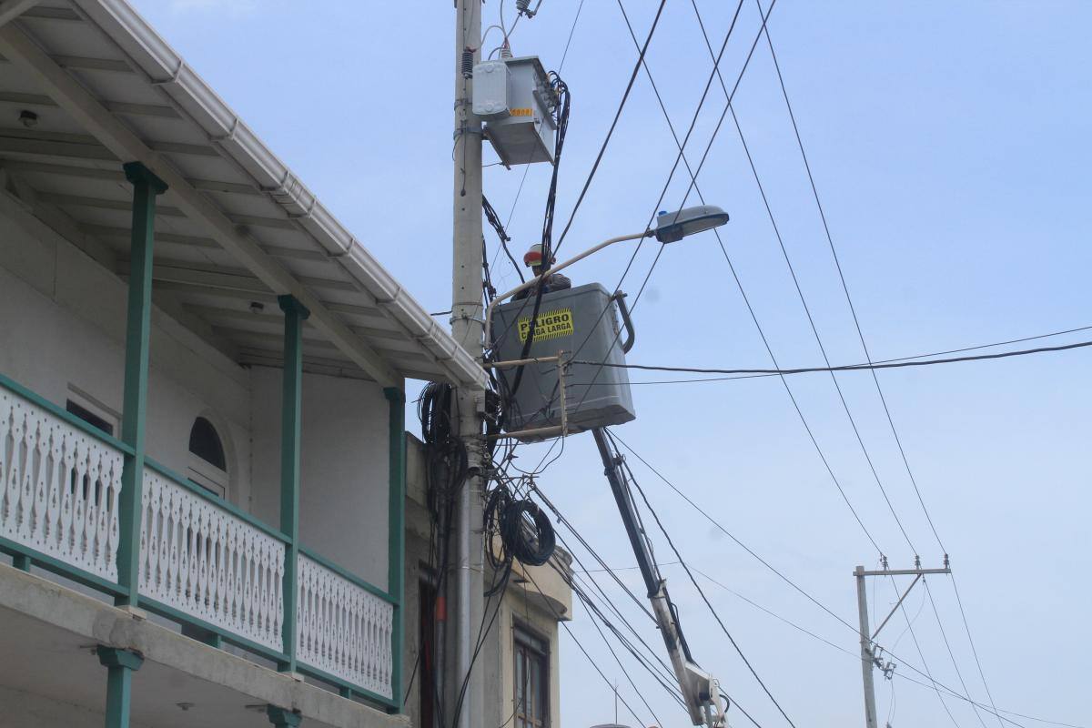Electricaribe adelanta acciones por la manipulación de redes eléctricas