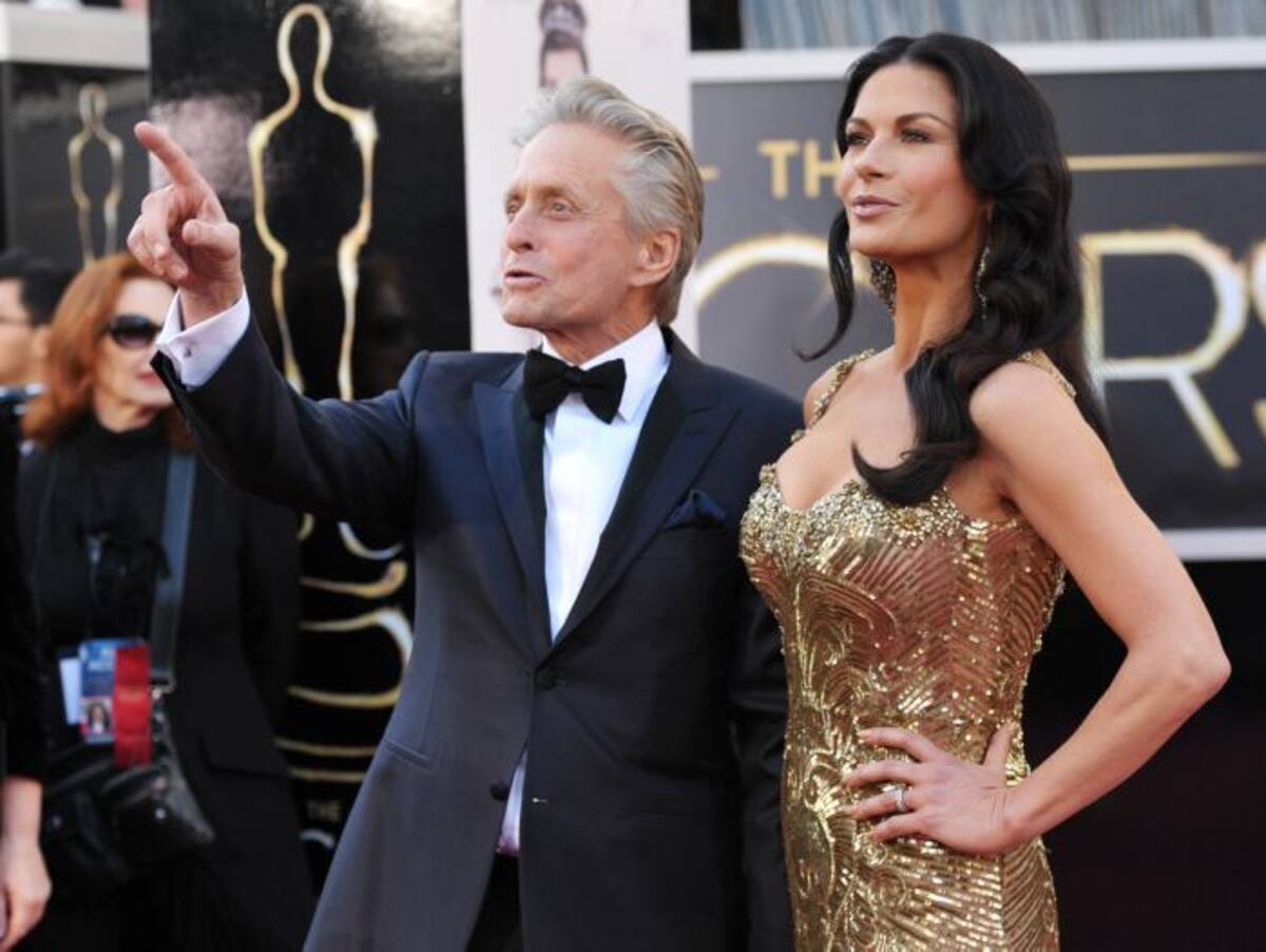 Las estrellas de Hollywood comenzaron a transitar la alfombra roja de los premios Óscar AP