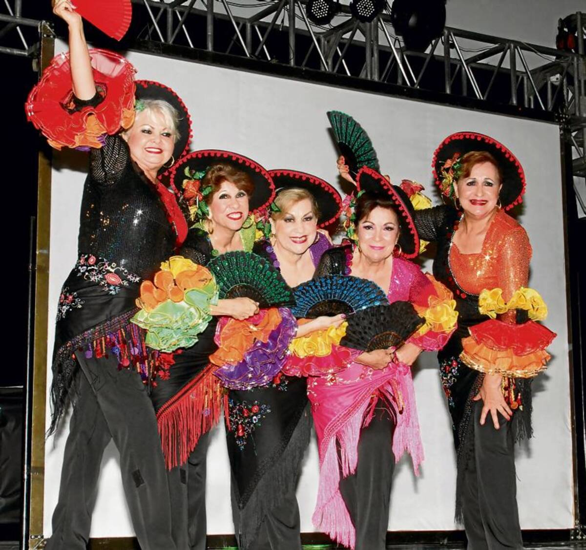 Marlene Pombo, Prince Martínez, Norma de Pareja y Miriam Díaz.