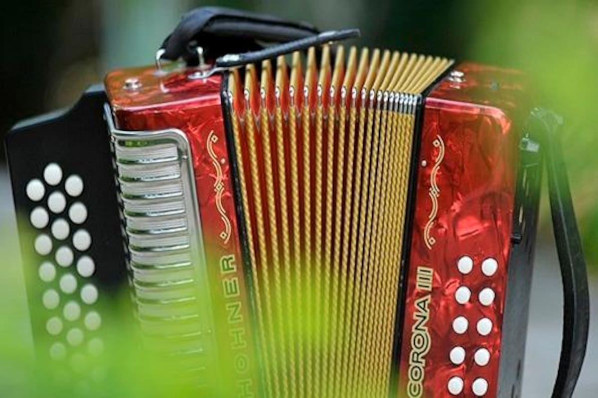 Rey de Reyes en acordeón, canción inédita y piquería con el más alto nivel