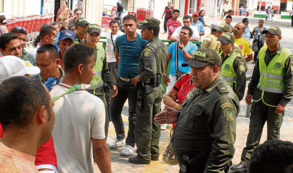 Durante casi 4 horas permaneció cerrado el centro de Sincelejo, ante la situación generada con los vendedores.