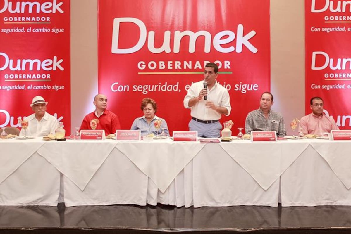Dumek Turbay, precandidato liberal a la Gobernación, habló ante medios. Julio Castaño.