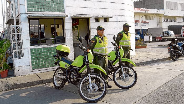 Dos de los vehículos fueron para el CAI de Santa Rito y otras dos más para el de San Francisco. Cortesía