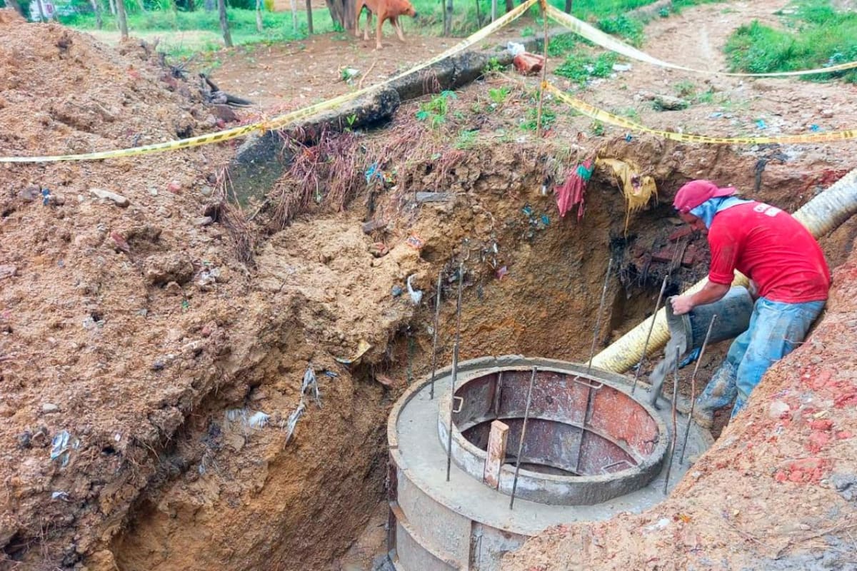 Aumentan frentes de trabajo: avanza alcantarillado de El Carmen de Bolívar