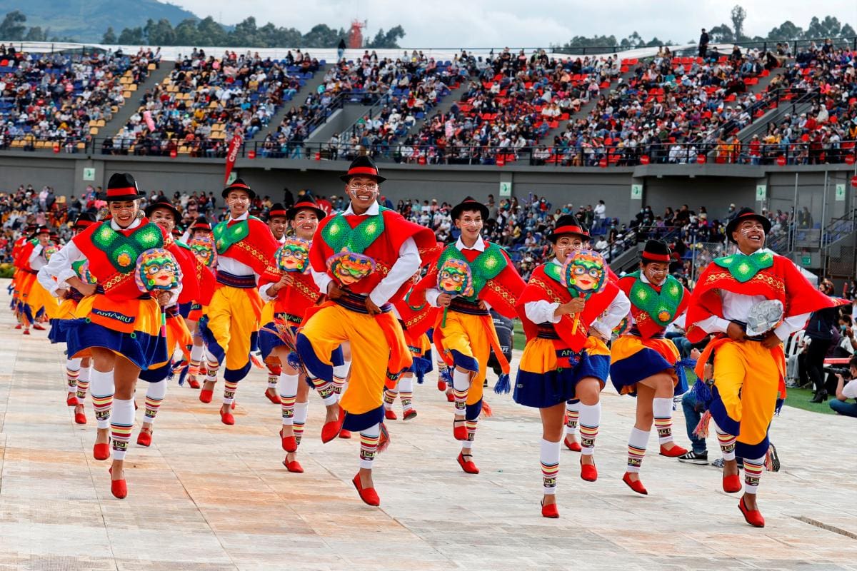 Carnaval de Negros y Blancos en el Departamental Libertad, en Pasto. // Foto: EFE.