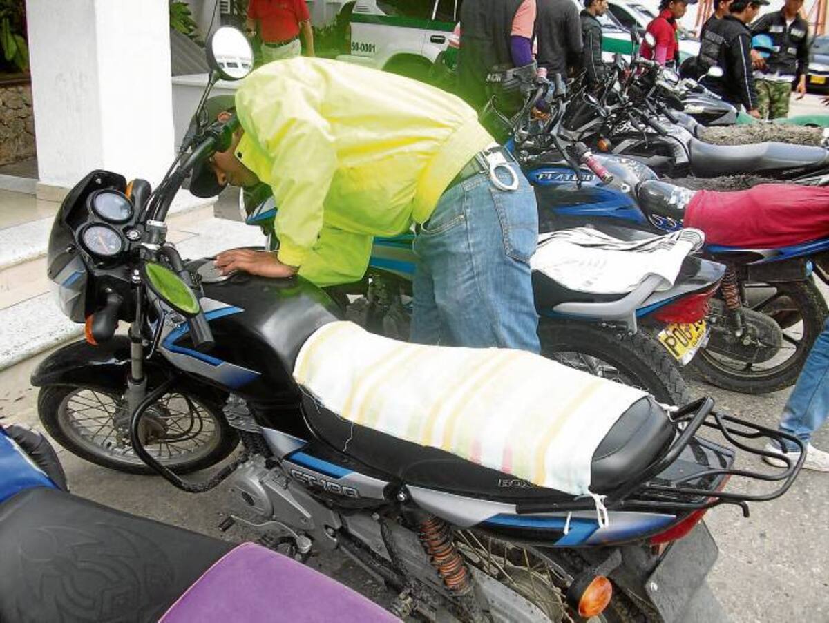 Los agentes especializados en automotores revisaron en total 70 motocicletas.