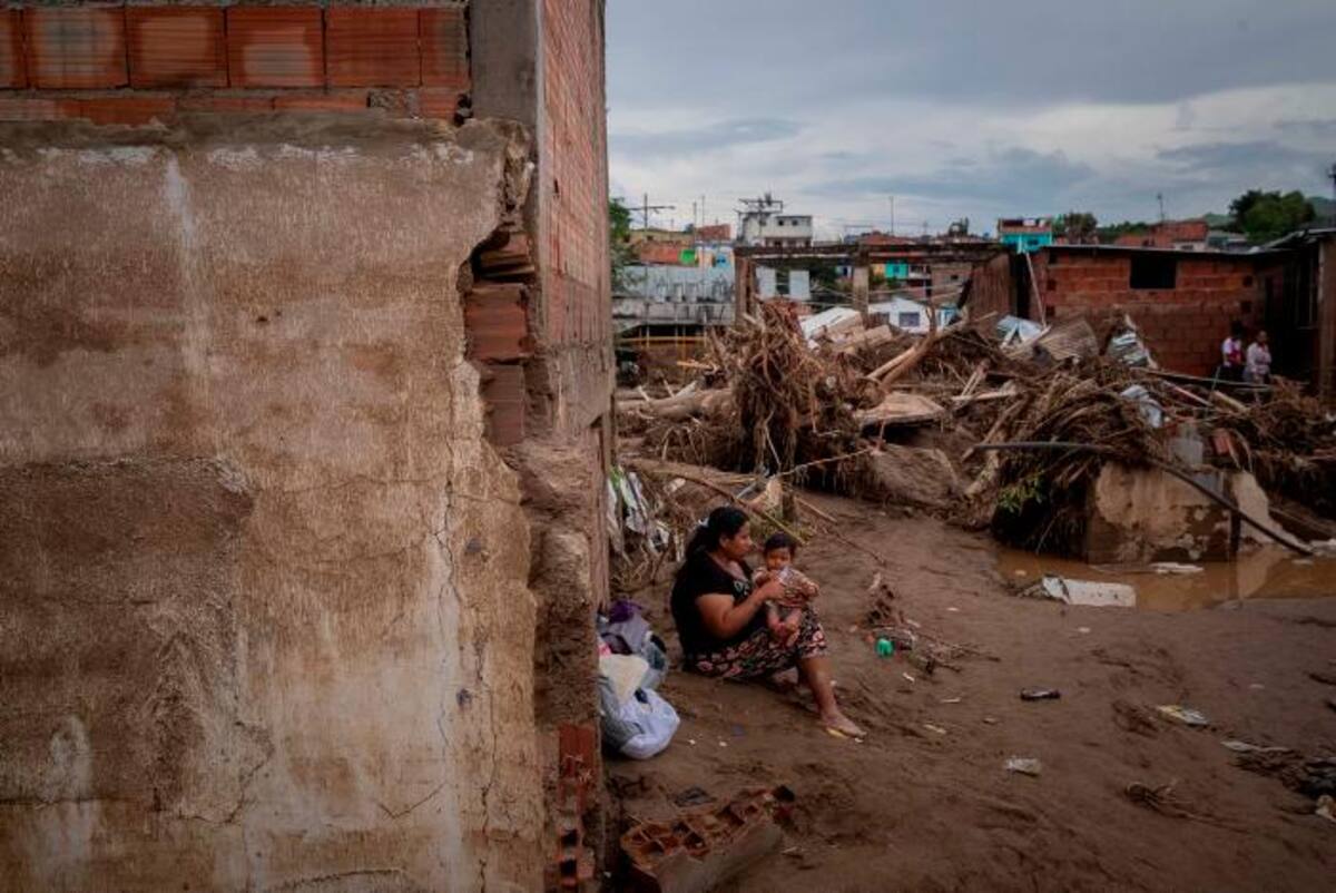 La lluvia acabó en tragedia en Las Tejerías, zona de catástrofe en Venezuela. //EFE.