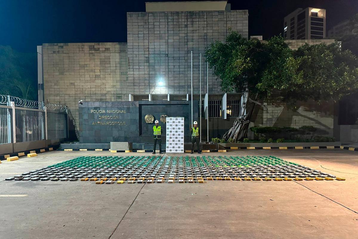 En 3 contenedores iban a sacar del país mil kilos de cocaína de Cartagena