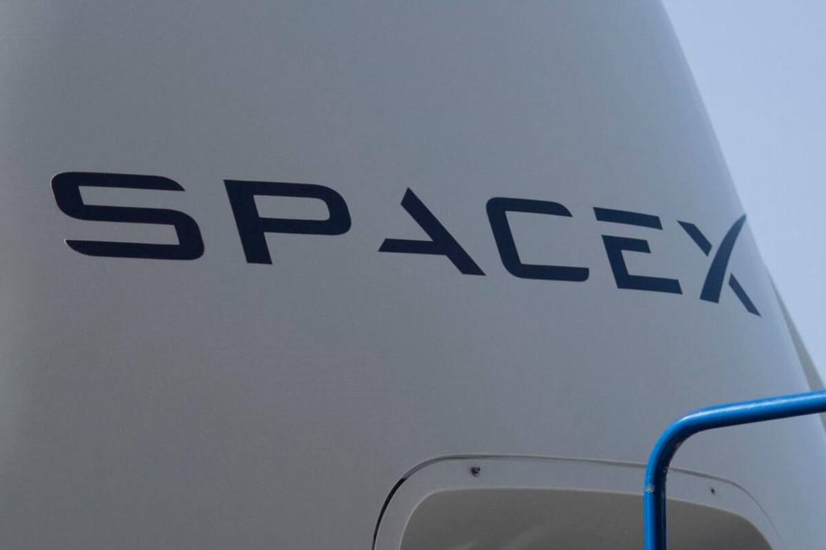La NASA adjudica a Blue Origin y SpaceX contratos de misión Artemis a la Luna