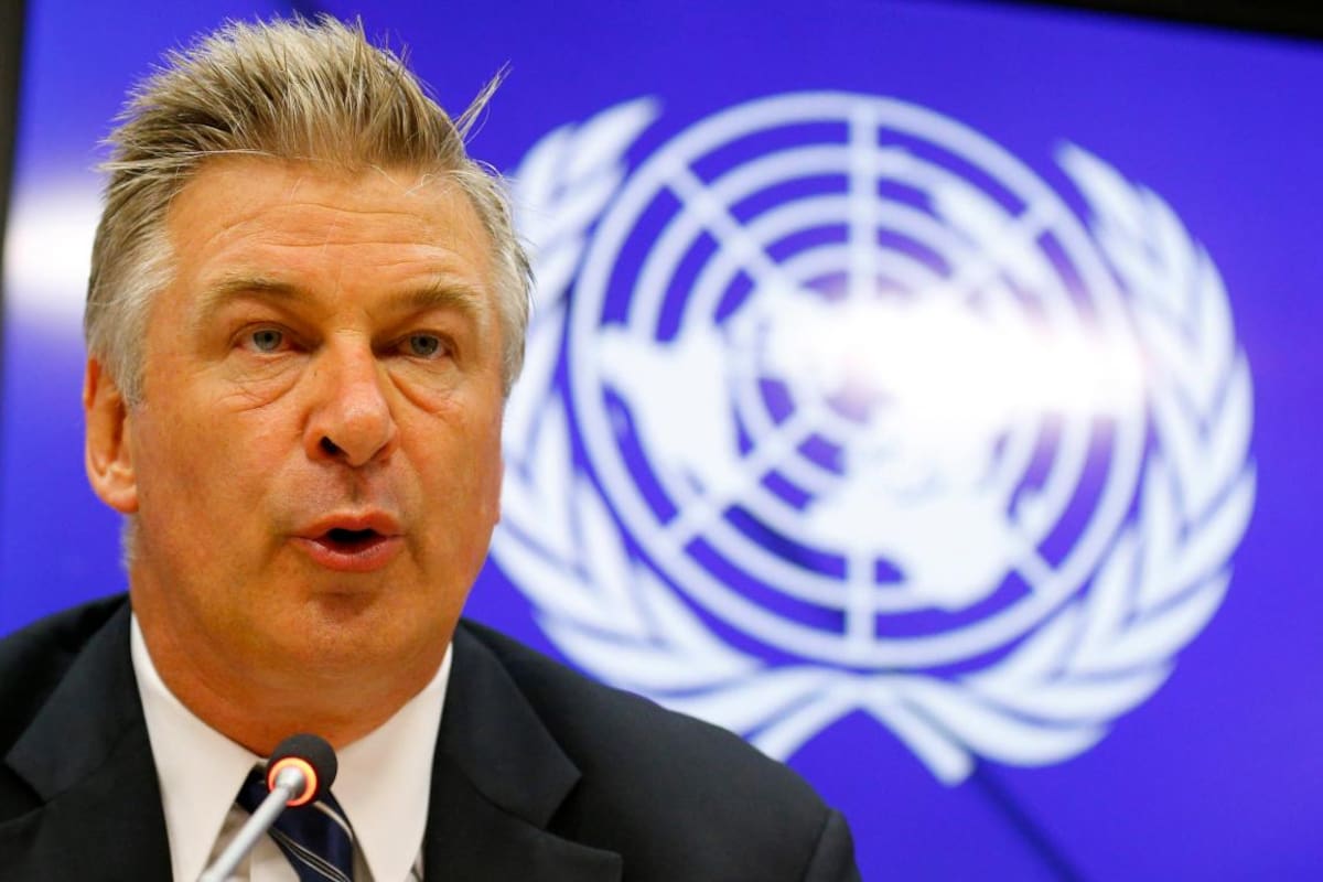 Alec Baldwin trata de evitar responsabilidad financiera