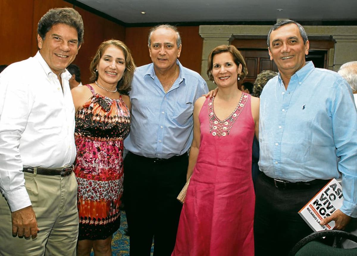 Manolo Lequerica, Claudia Sanclemente, Benny Schuster, Luz Elena de Díaz y Alfonso Díaz.