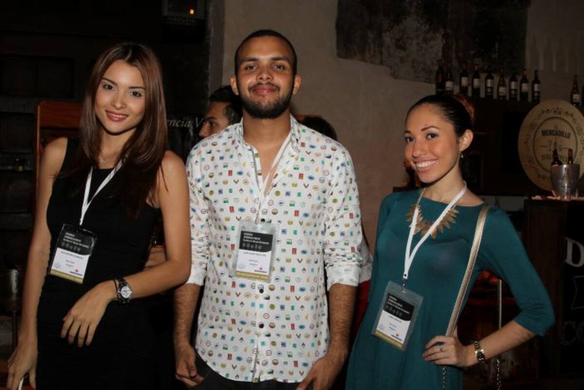 Alejandra Romero, Juan David Buelvas y Sara Arenas.