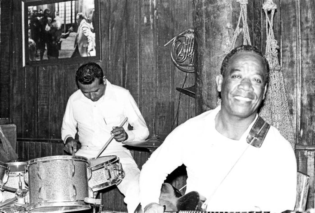 El gran Sofro, guitarra eterna. ARCHIVO EL UNIVERSAL