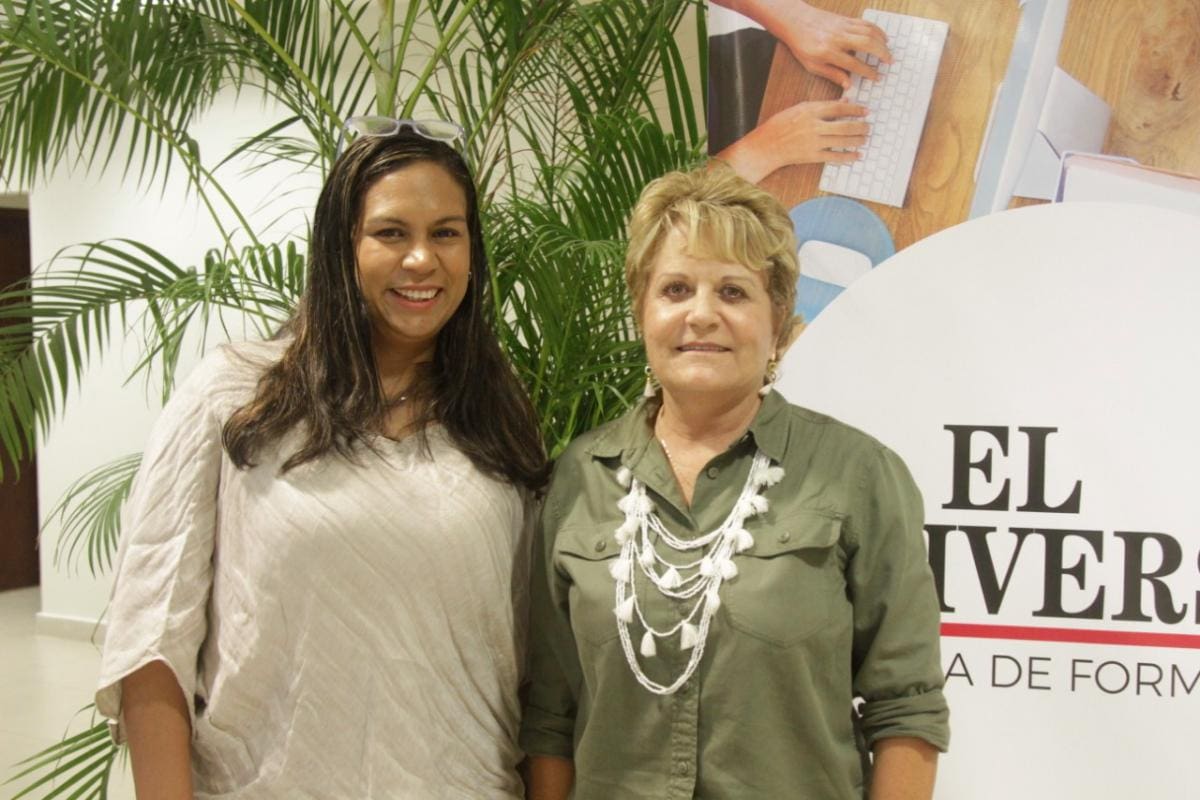 Ana Pérez y Elvira Pacheco de Gilchrist.