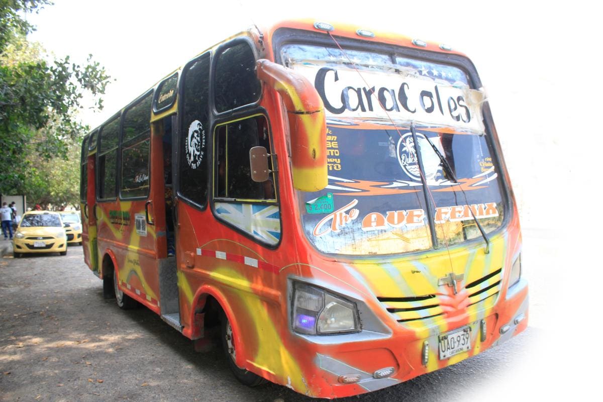 En cuarentena: 70% han bajado los ingresos de buses y busetas