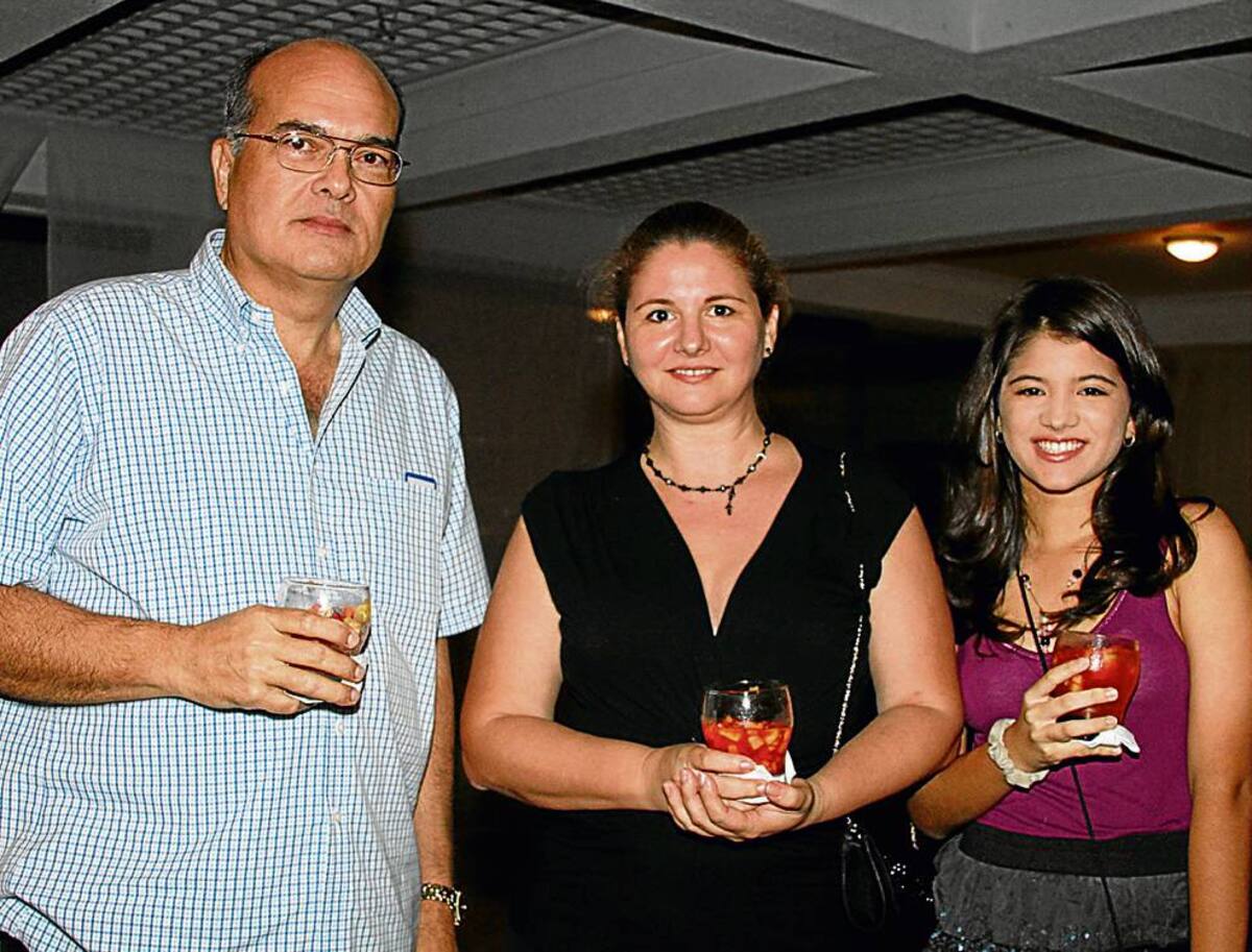 Rafael Otero, Liliana Serrano y Fiorella Cuello. fotos Maruja Parra/El Universal/