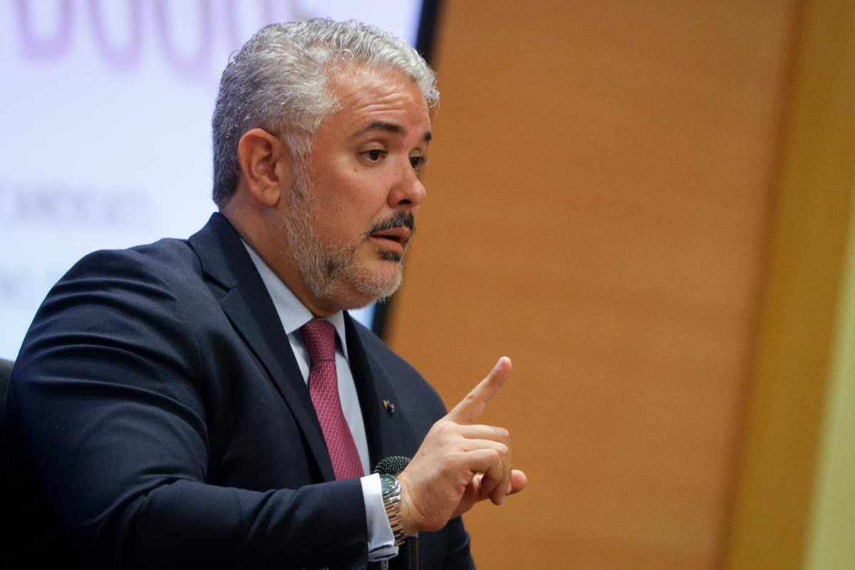 “Nunca he hecho parte de grupos terroristas”: Duque contesta a Petro