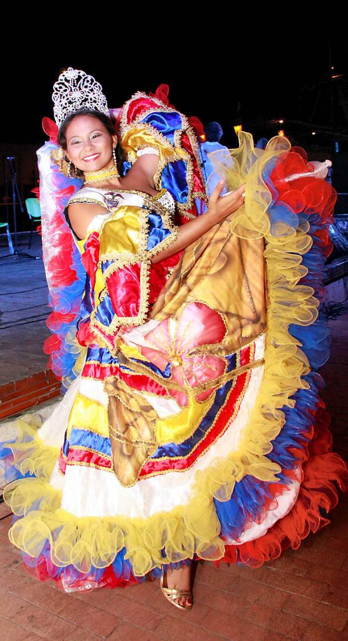 La reina Nacional del Folclor.