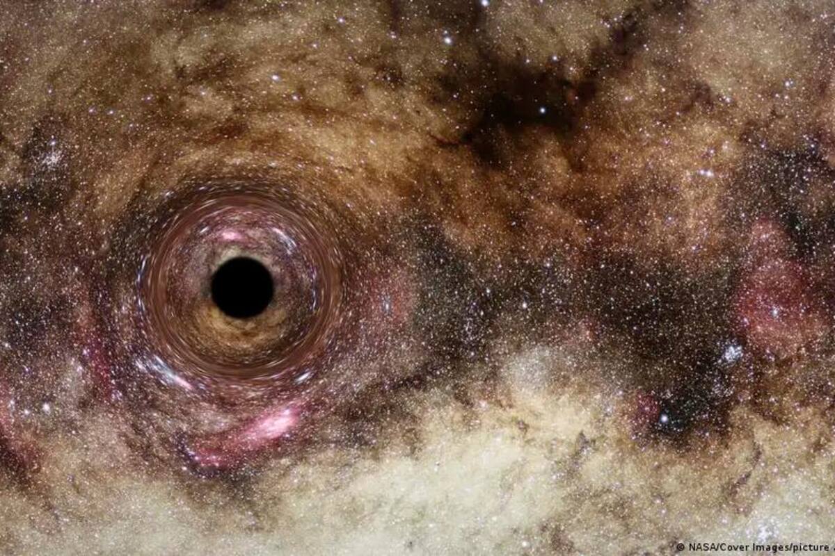 Así se está devorando un agujero negro al Sol de otra galaxia
