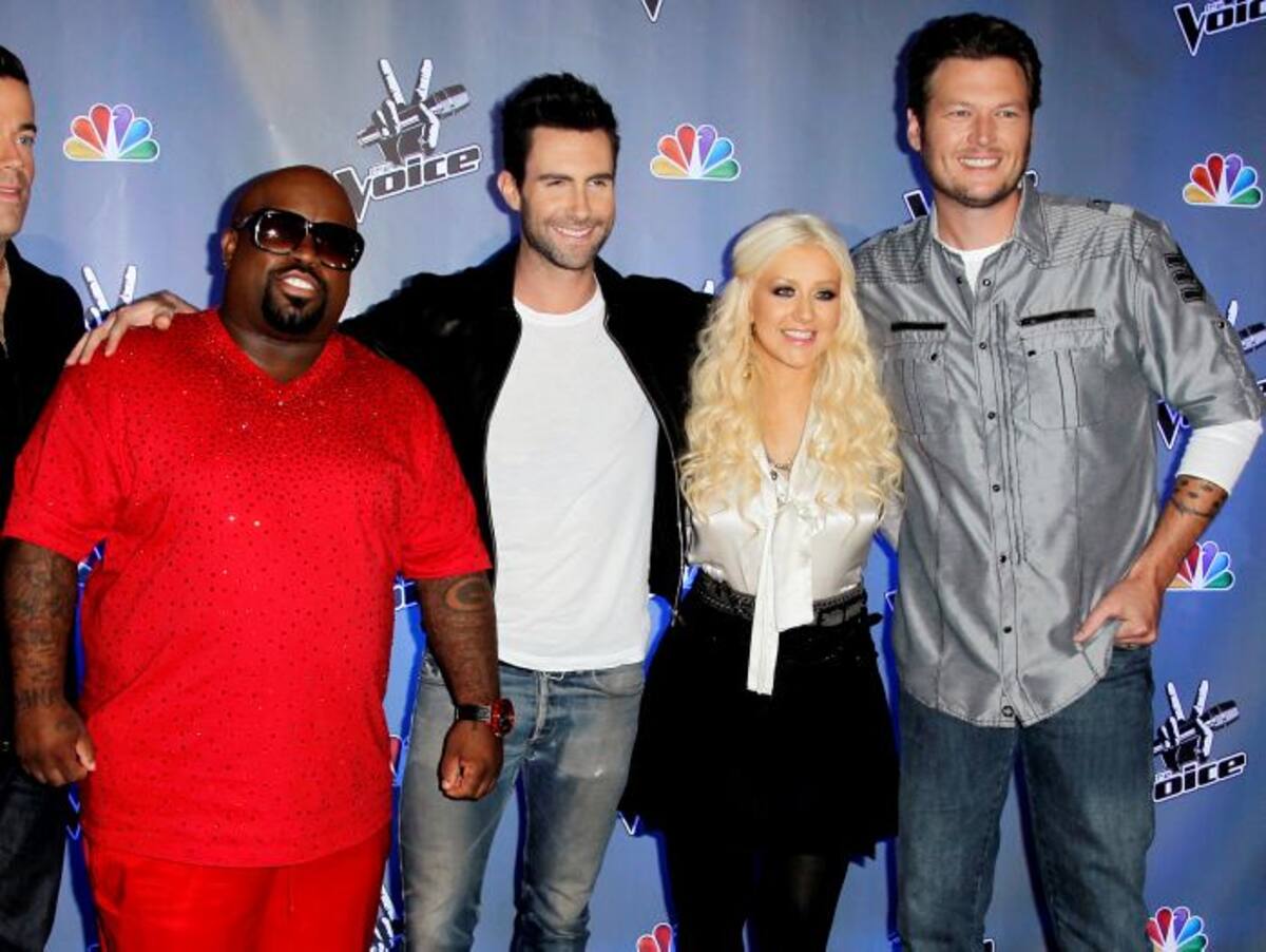Carson Daly, Cee Lo Green, Adam Levine, Blake Shelton y Christina Aguilera. AP Matt Sayles