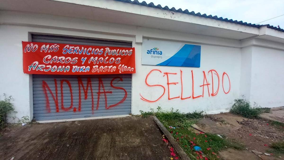 Los arjoneros rechazan los altos precios de las facturas.