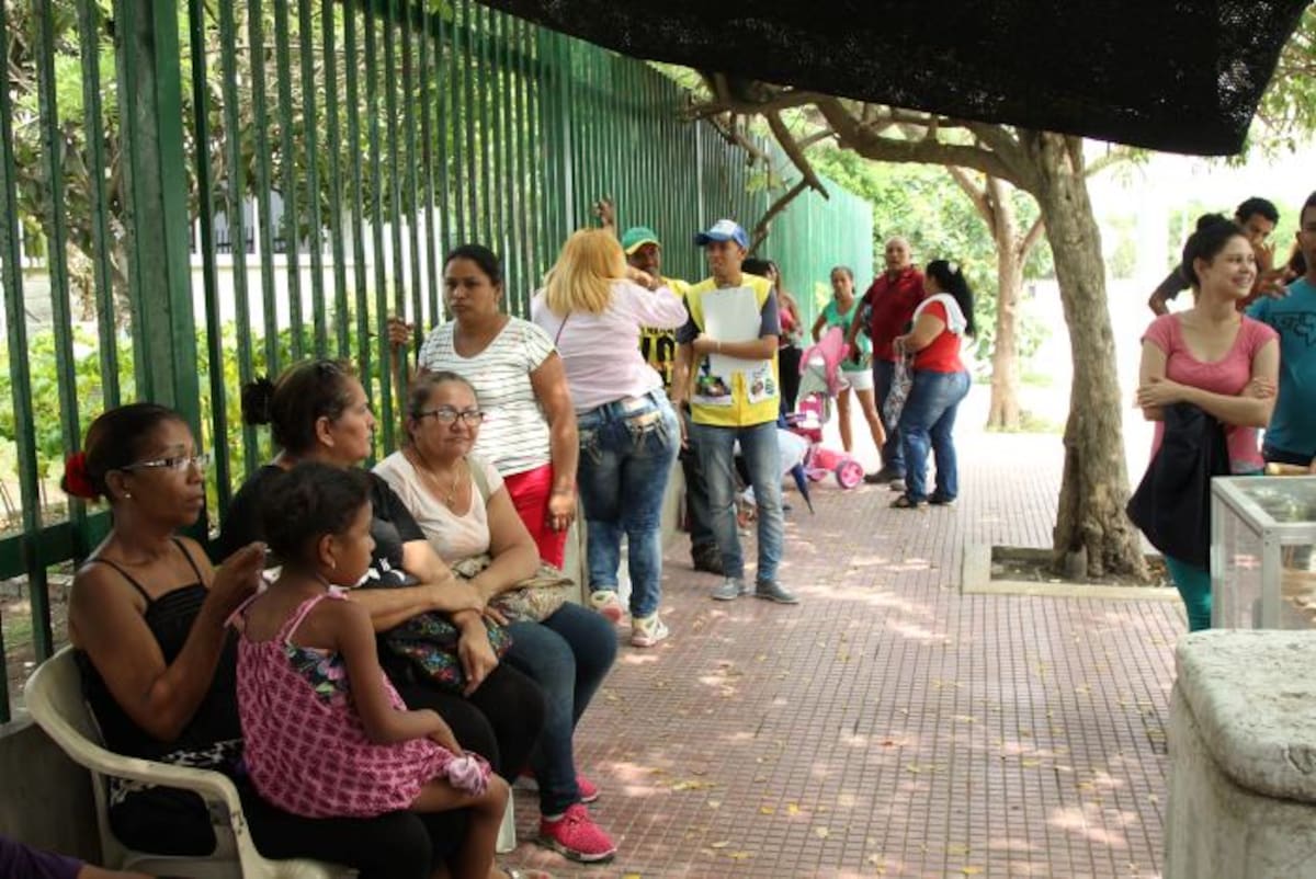 En Canapote, cerca de 100 migrantes habían sido censados antes del mediodía. Kailline Giraldo.