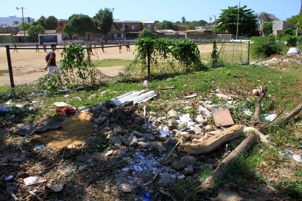 Polideportivo de Villa Rubia lleva ocho años esperando