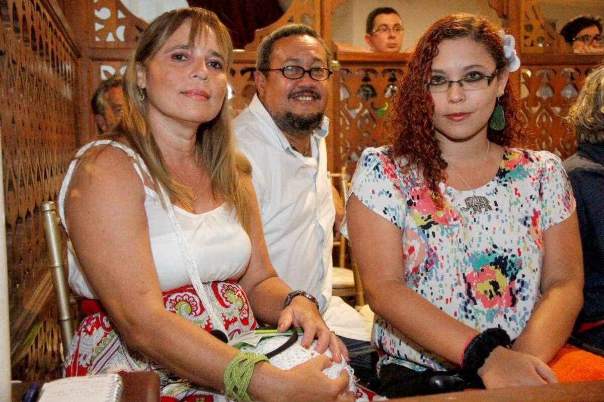 Anjaneth Sierra, Iván González y Catalina González.