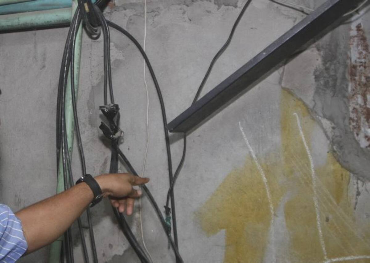 El manejo de redes eléctricas es una tarea delicada que requiere del técnico todo el rigor en materia de normas de instalaciones, para evitar situaciones lamentables. ARCHIVO