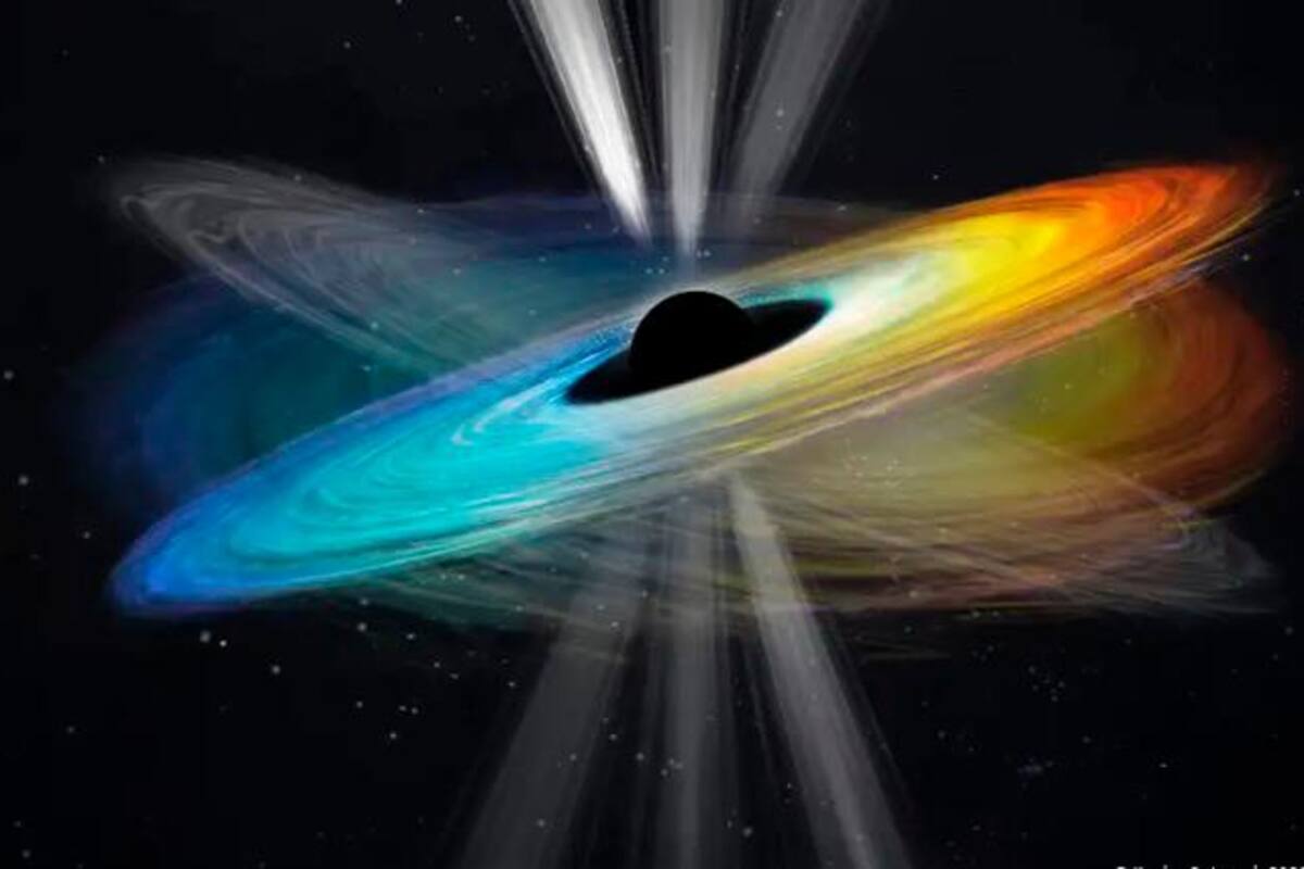 Descubren un ‘monstruoso’ agujero negro que gira en el Espacio