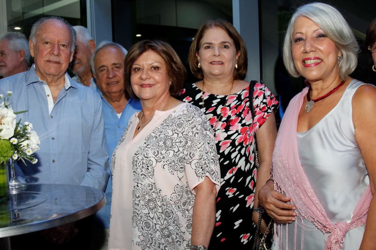 Jaime Henao, Alfonso Salas, Aida Díaz, María del Rosario Barbur y Manuela Berrocal.