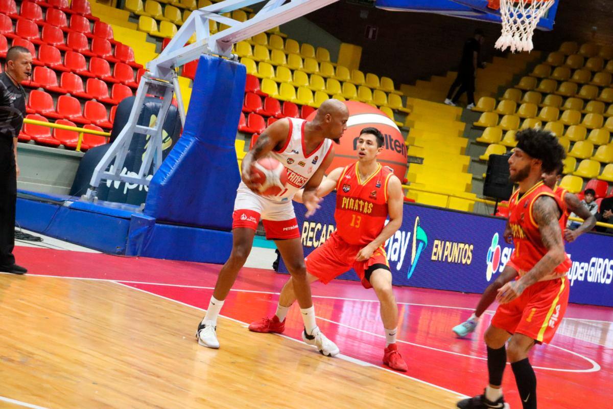 Titanes y Caribbean Storm toman la delantera en la Liga Profesional de Básquet