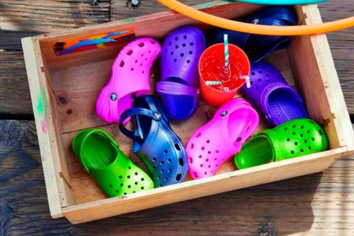 Evacol sigue la pelea con Crocs por venta de zuecos