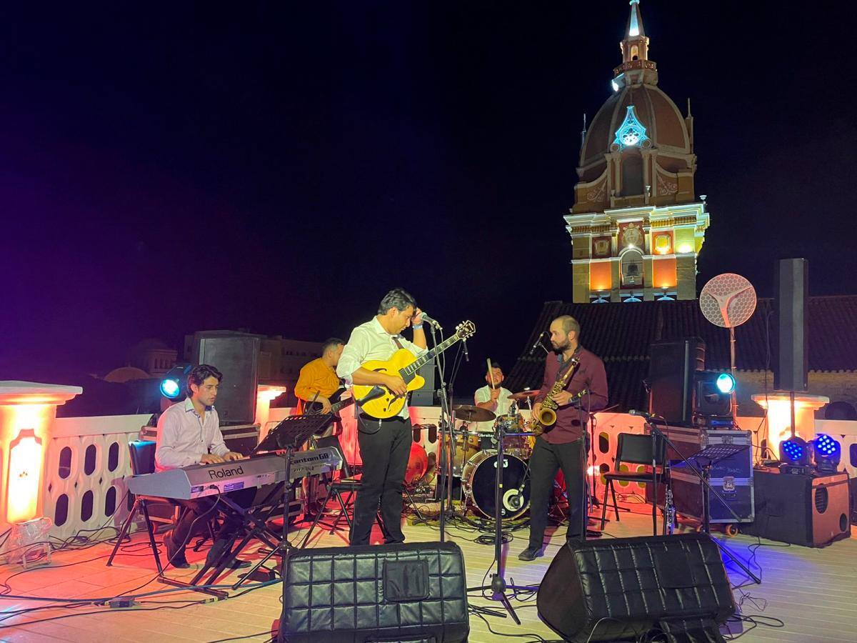 La agrupación de jazz Lp Quartet de Zipaquirá, también se presentó en la azotea de la Plaza de la Proclamación. // IPCC.