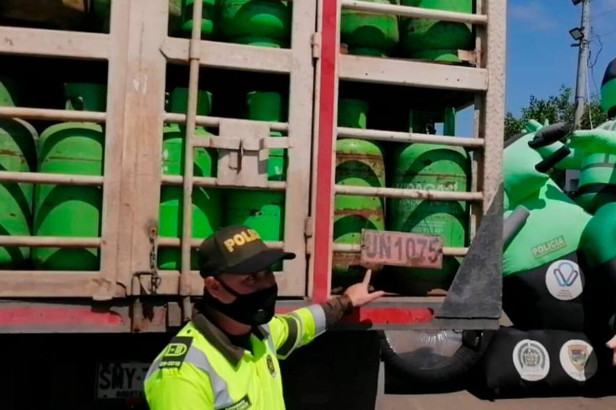 Policía inicia campaña con camiones de carga peligrosa
